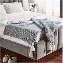 Load image into Gallery viewer, Knit Tassel Blanket
